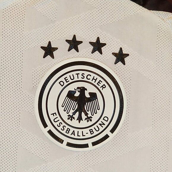 Adidas Germany Team Soccer Jersey 2024 KROOS Slim Fit Medium - Picture 14 of 16